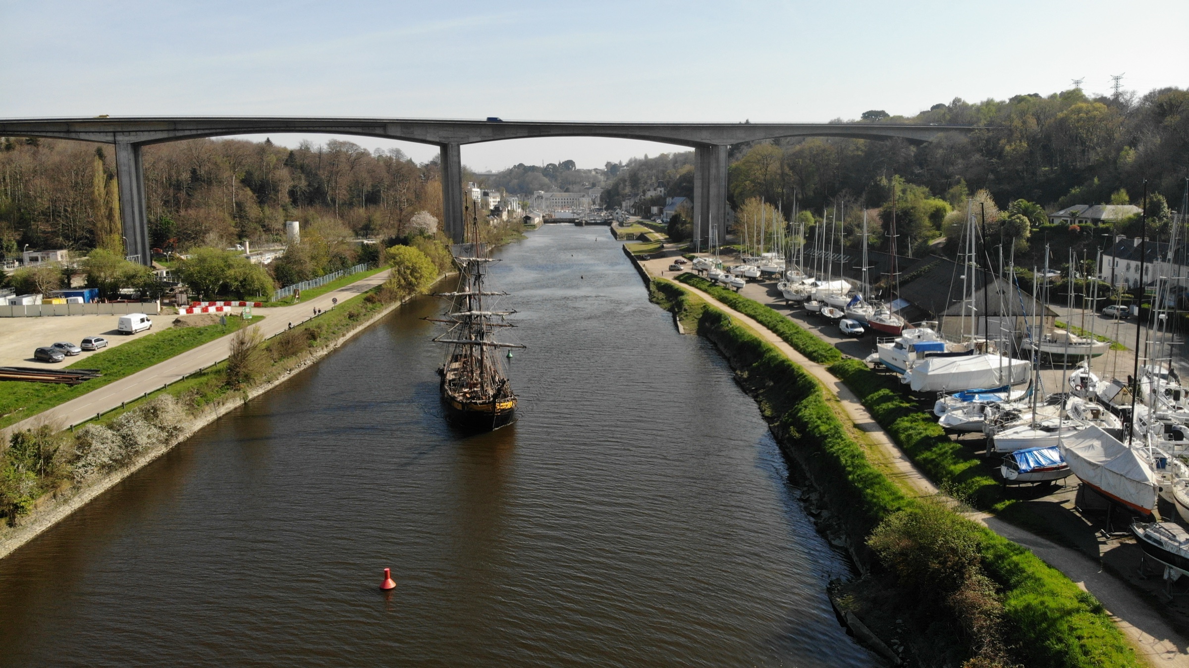Morlaix et son territoire vus par drone